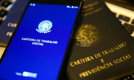 Desemprego no 2º trimestre é 5,4%, o menor já registrado no período
