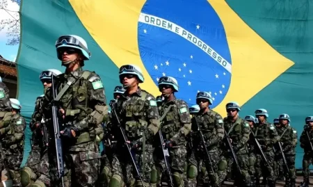 apresentacao-dos-soldados-do-exercito-brasileiro-1561128950844_v2_900x506.jpg