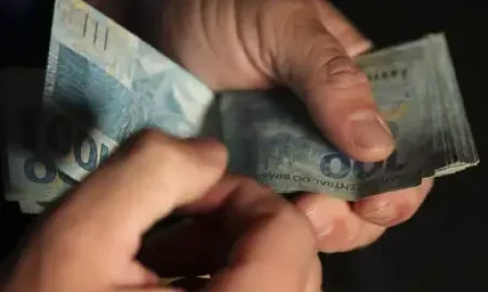 real_moedadinheiro_jfcrz_abr_1701220042_1